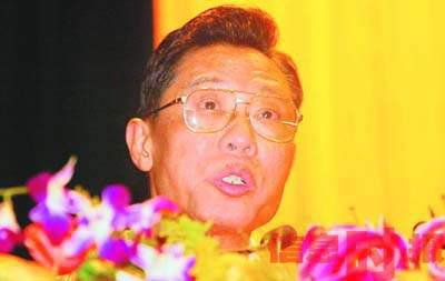 科技时代_钟南山驳斥美专家论断 称非典灭绝说为误导